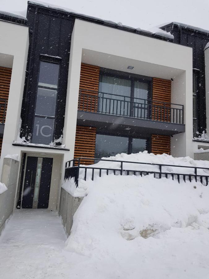 Apartament "Oldmountain" Olimpijska 1C 1 Щирк Екстериор снимка